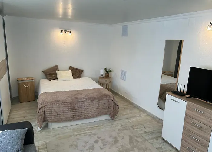 Casa Na Da Caparica Com Espaco Exterior 沙尔内卡